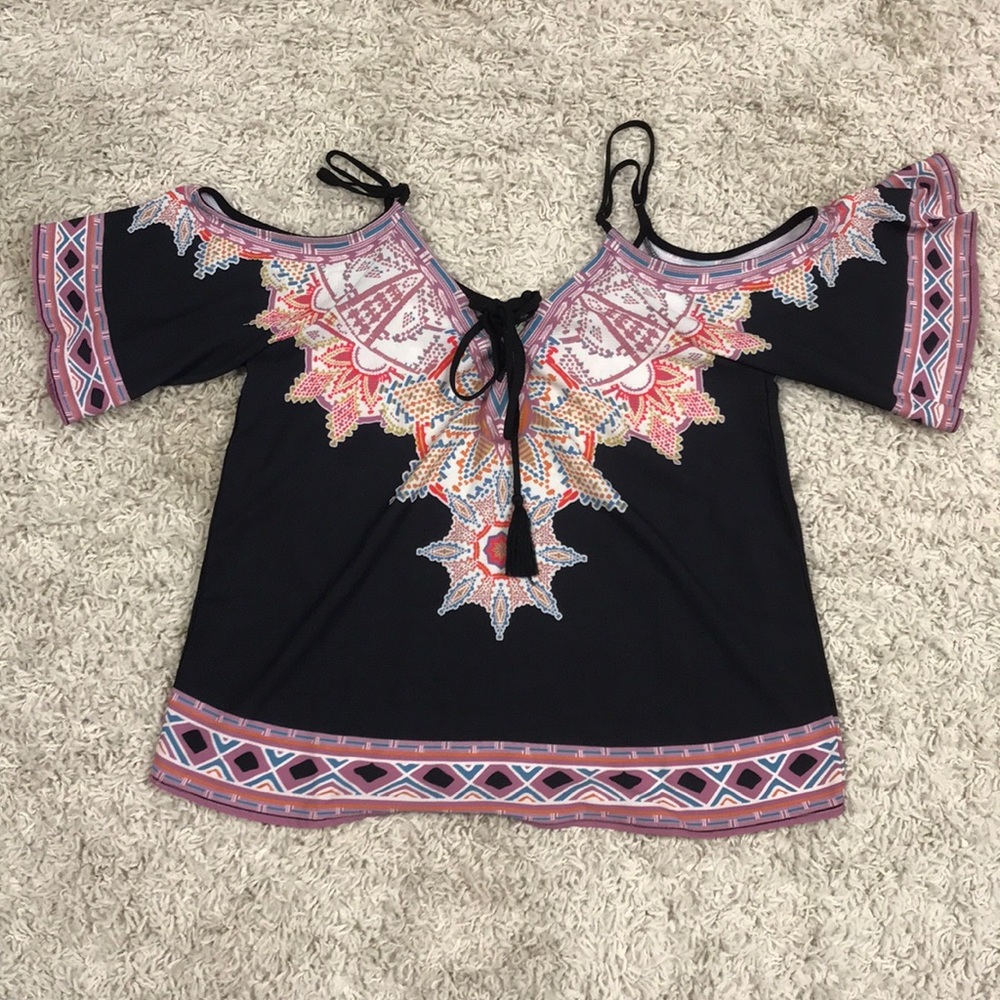 XS Flying tomato shirt